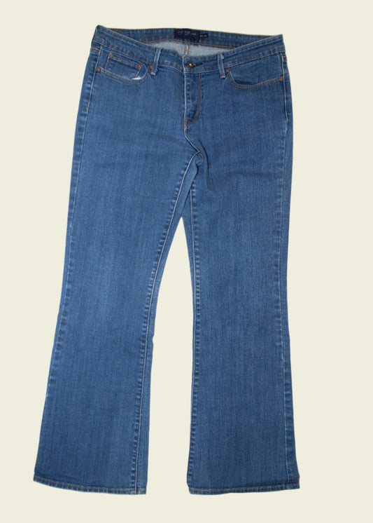 Vintage Levi's Low Waist Bootcut Jeans (30x30)