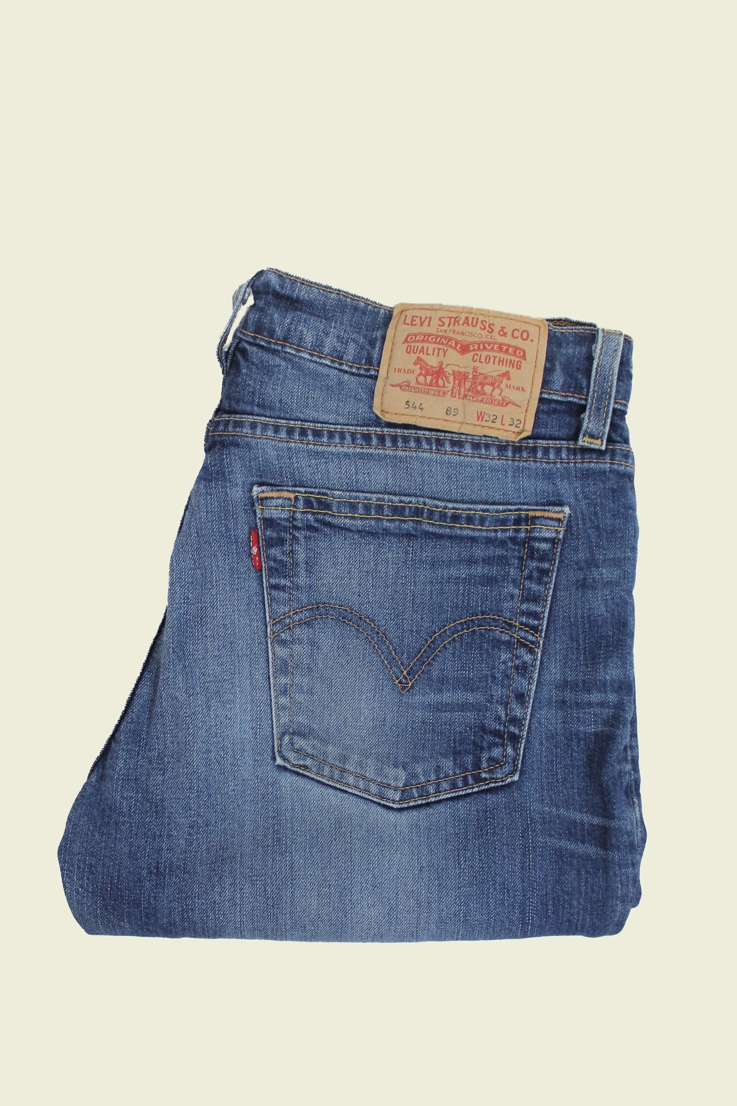 Vintage Levi's Low Waist Bootcut Jeans (32x32)