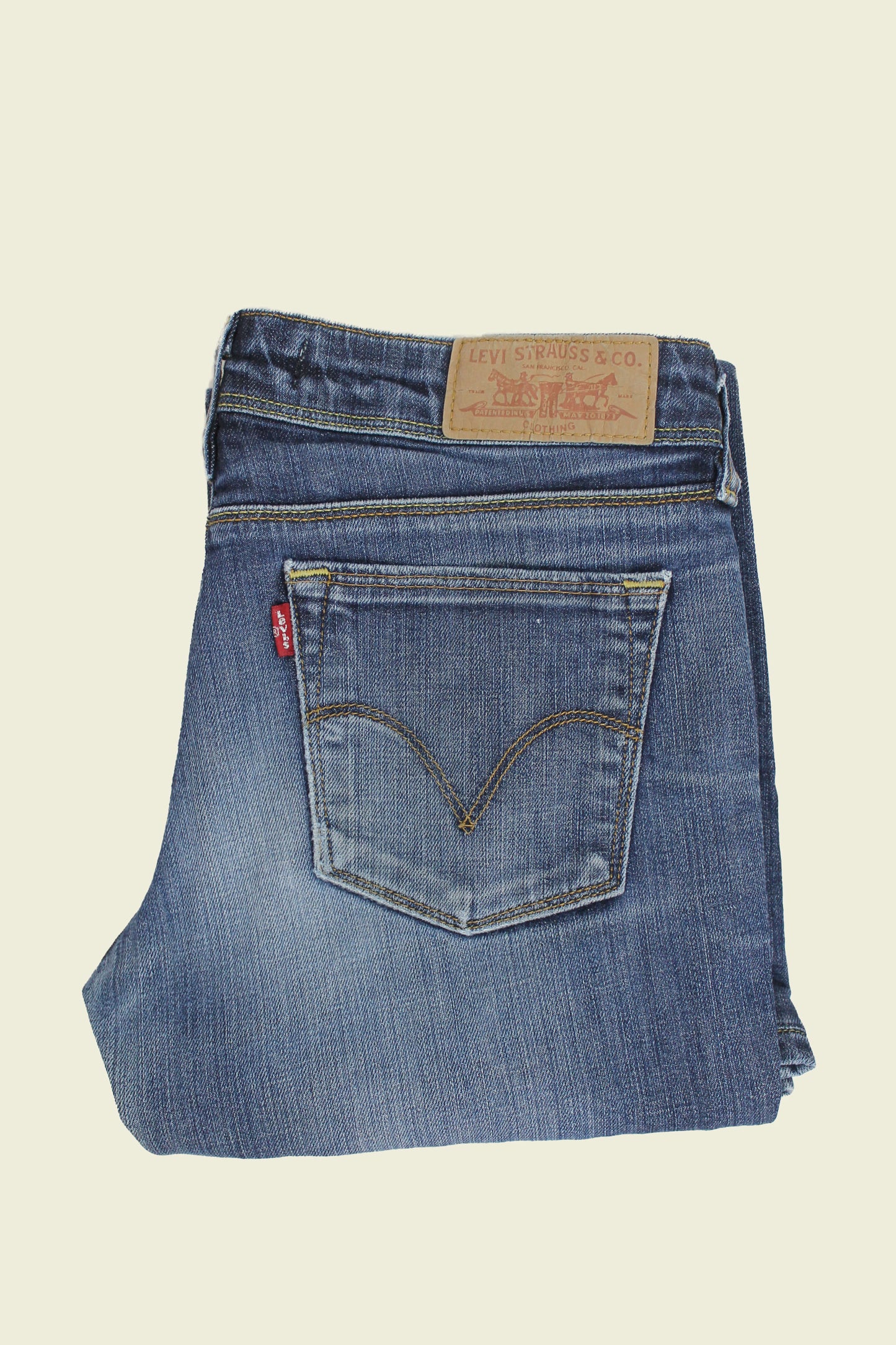 Vintage Levi's Low Waist Bootcut Jeans (28x32)