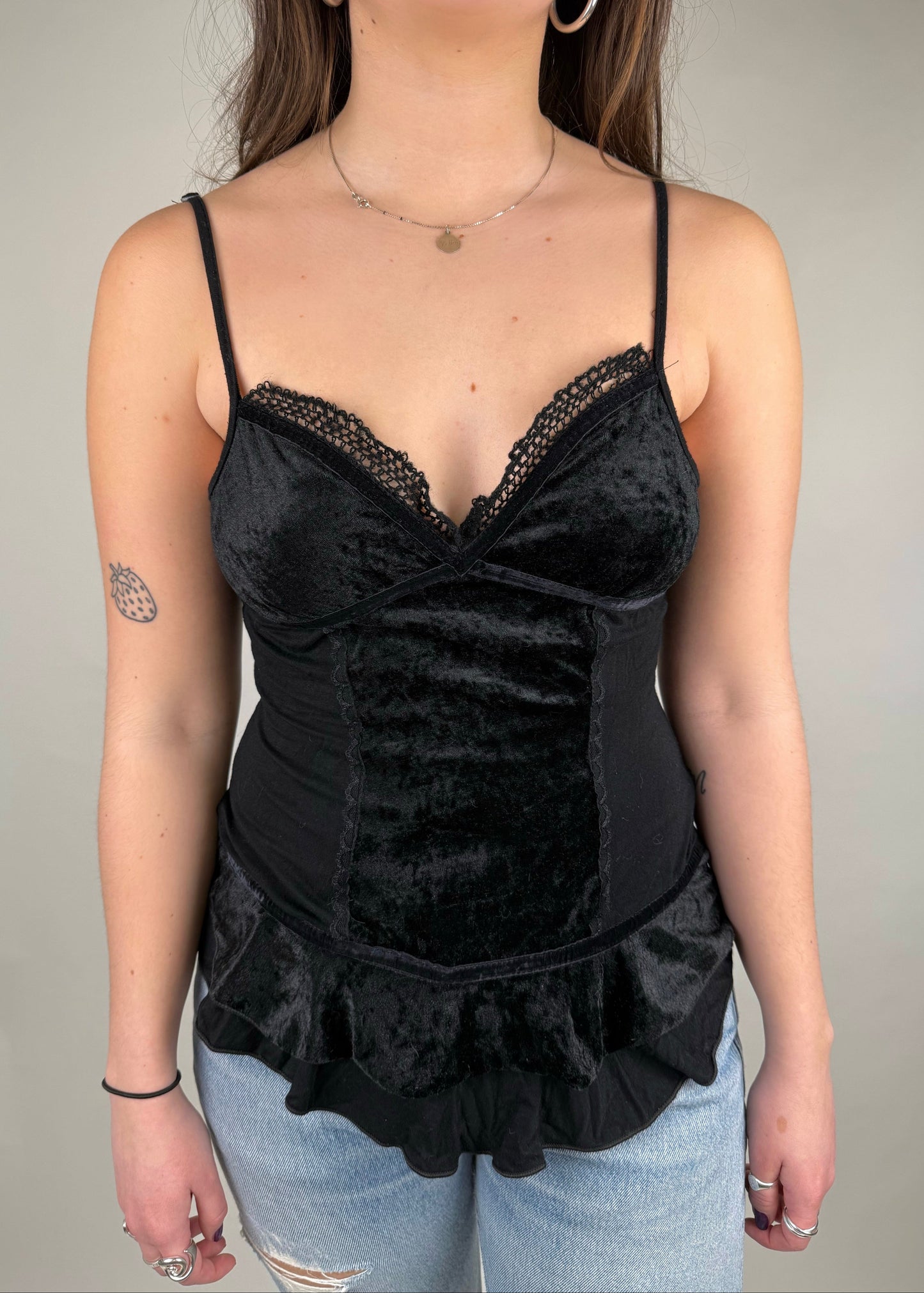 Vintage y2k velvet ruffle top (M)