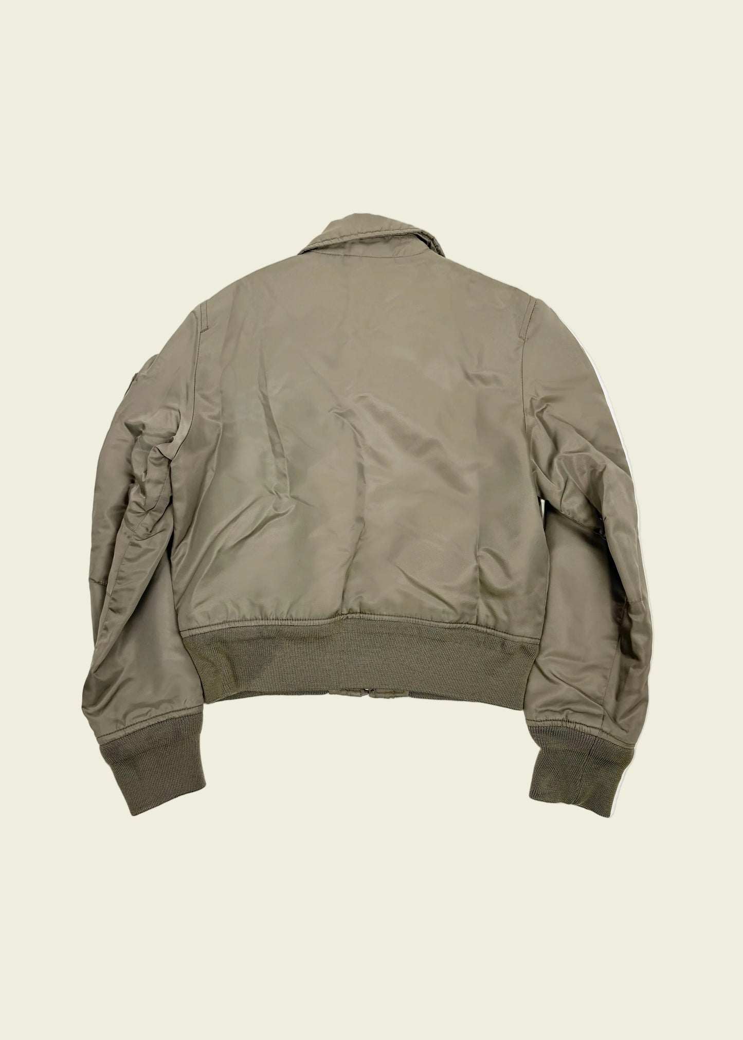 Vintage y2k cropped bomber jacket (S/M)