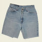 Vintage Levi's Shorts (M)